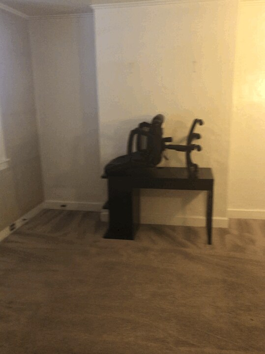 Foto del edificio - 341 Meyran Ave