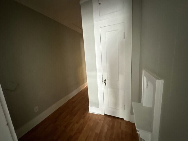 Foto del edificio - Cozy 2 bedroom 1 bath duplex