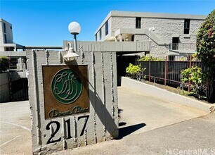 Building Photo - 217 Prospect St