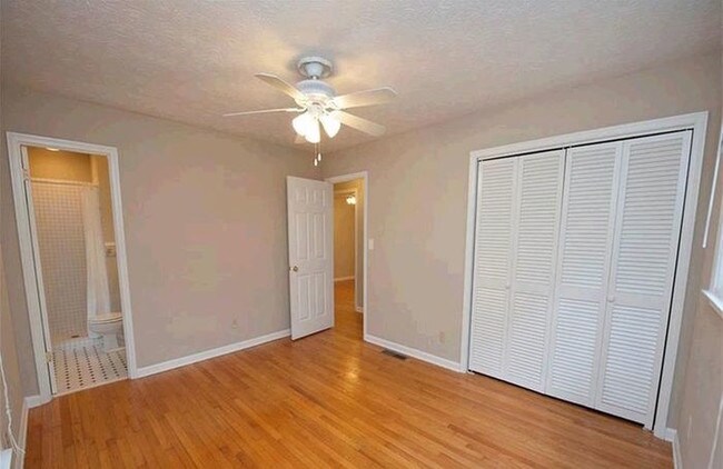Building Photo - 1113 Seven Springs Cir NE