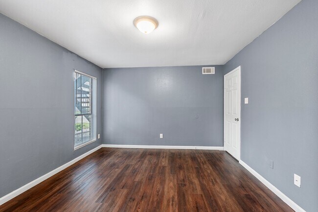 Building Photo - 7200 W T C Jester Blvd