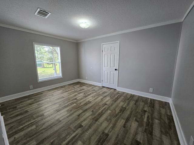 Building Photo - 7011 Greenbrier Village Dr