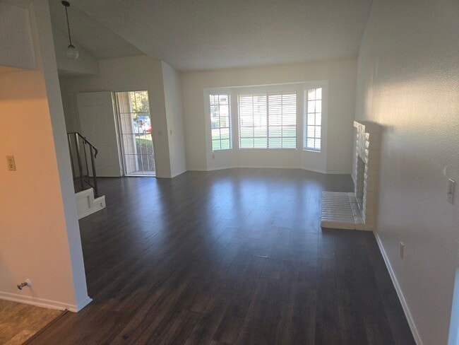 Building Photo - 713 N Corvette Dr