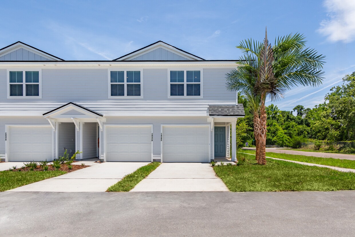 Primary Photo - Waterside Townhomes at River City