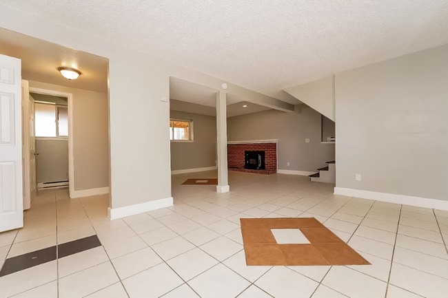 Building Photo - 9245 Garland St