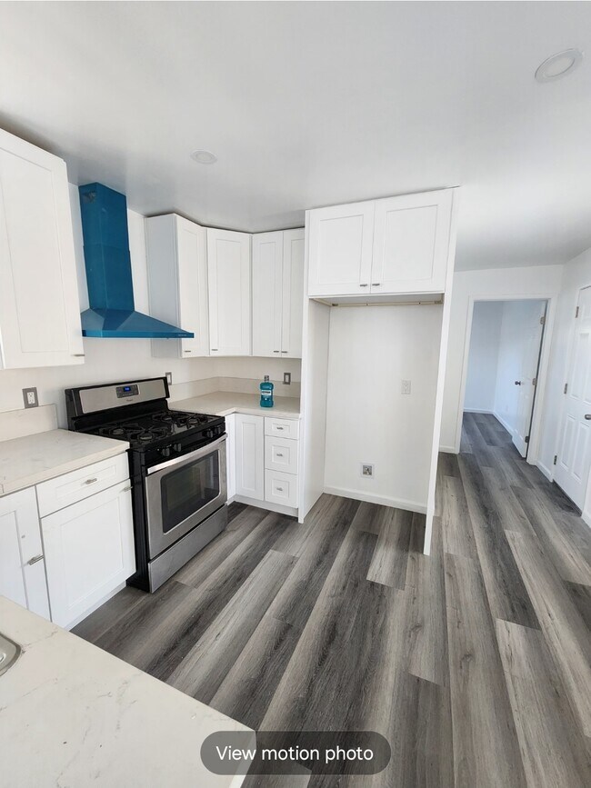 Foto del edificio - 1531 W 71st St
