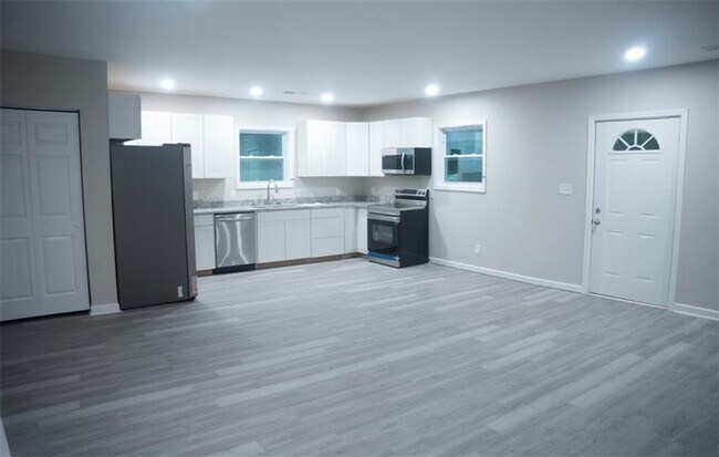 Foto del edificio - 312 E 15th St SW