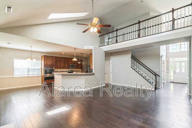 Foto del edificio - 6102 Greengate Ln