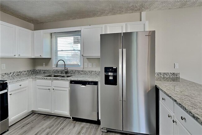 Foto del edificio - 42 Breckenridge Dr