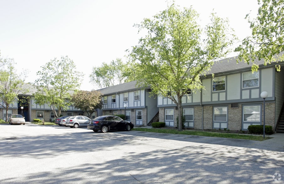 Pine Meadows Apartments