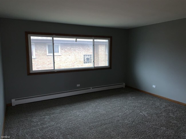 Foto del edificio - 4515 Butterfield Rd