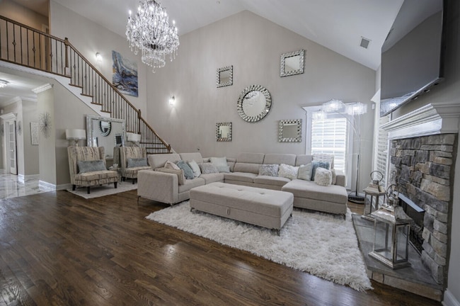 Foto del edificio - 1302 Rivercrest Dr