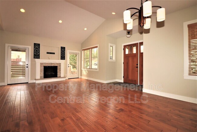 Foto del edificio - 1578 NW Erin Ct