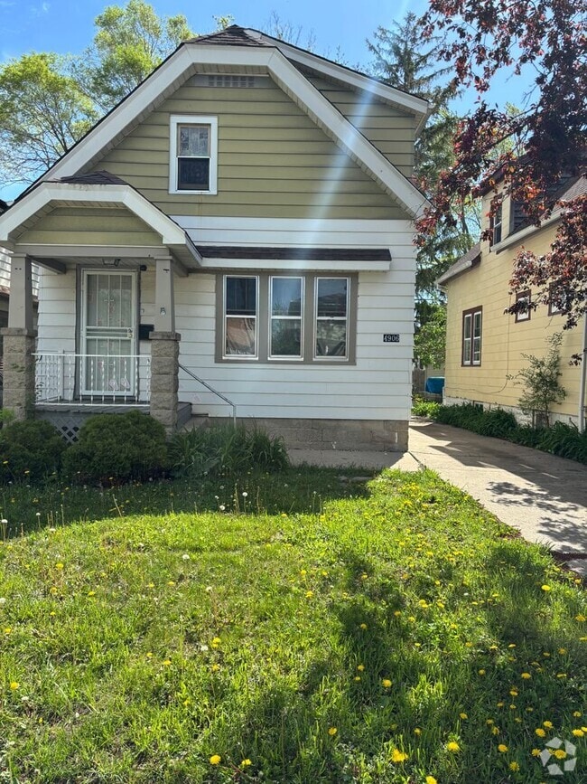 Building Photo - 4906 N 58th St