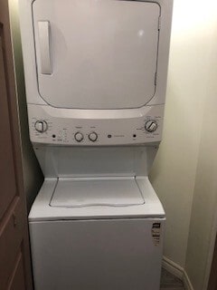 Building Photo - 360 Middlefield Rd