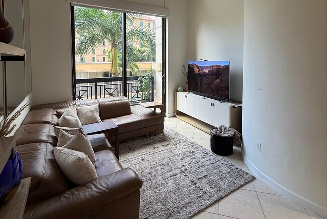 Foto del edificio - 801 S Olive Ave