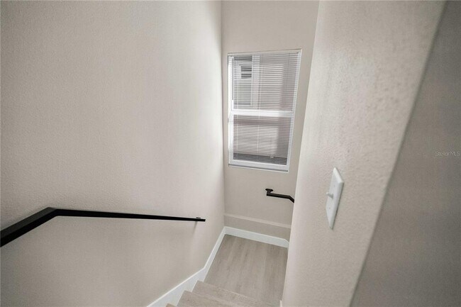 Building Photo - 6976 BELLTREE Ct