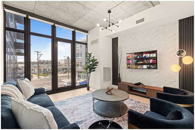 Building Photo - 1247 N 2nd St