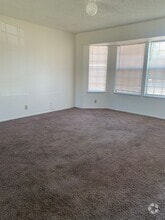 Building Photo - 1028 Heartwood Way