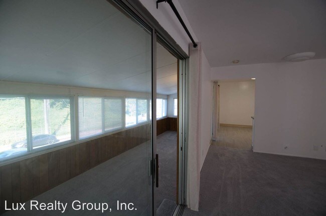 Building Photo - 20461 John Dr