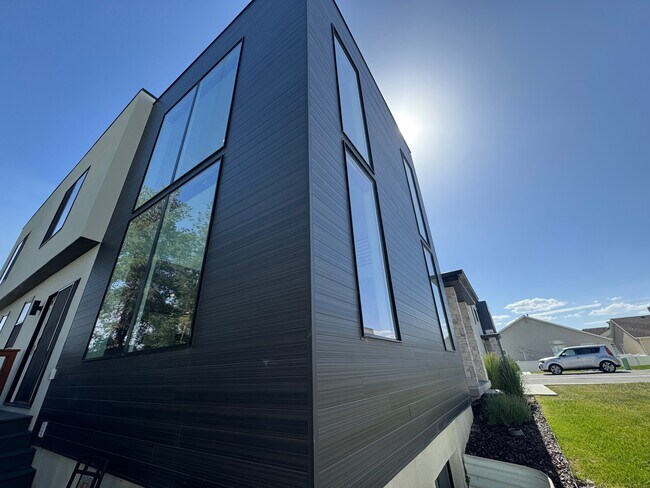 Foto del edificio - 457 Greenwood Ave