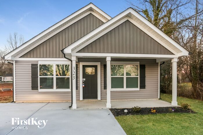 Primary Photo - 323 Melrose Dr SW