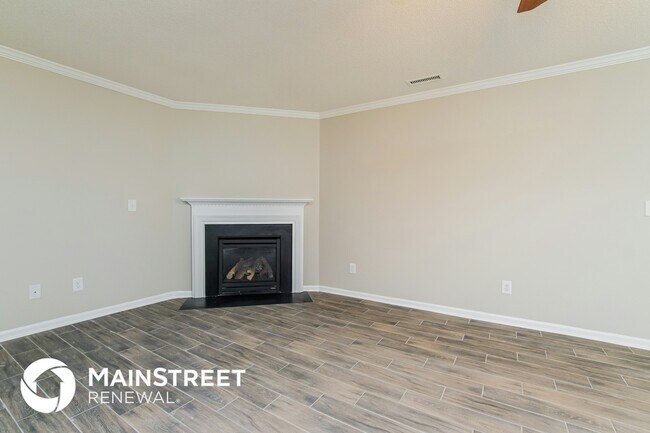 Building Photo - 2436 Ferdinand Dr