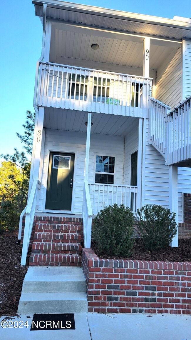 Building Photo - 80 Knoll Rd