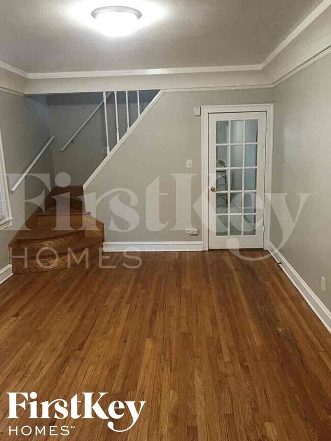 Foto del edificio - 2922 N Merrimac Ave