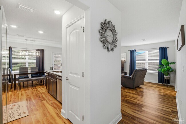 Foto del edificio - 6609 Boatswain Rd