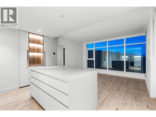 Photo du bâtiment - 720 Farrow St