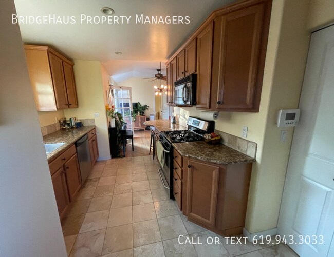 Foto del edificio - You will LOVE this quiet, centrally locate...
