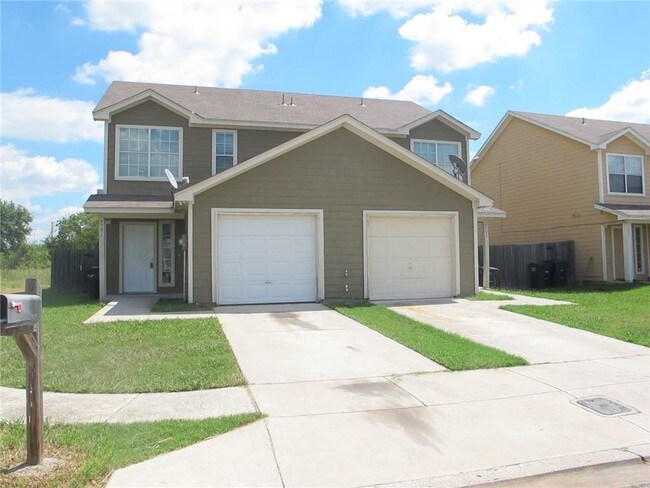 Building Photo - 4503 Fortuna St