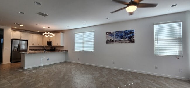 Spacious Family Room - 2192 W Sierra Sunset Trl