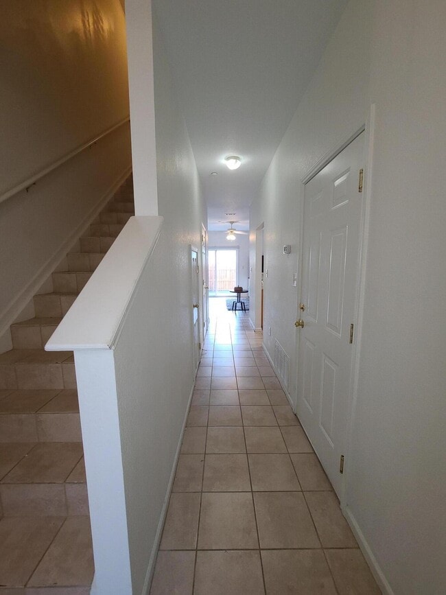 Building Photo - 1016 Anniston Ct