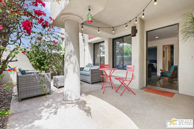 Foto del edificio - 353 N Hermosa Dr