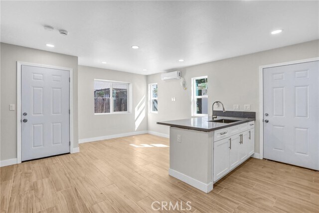 Foto del edificio - 217 Danecroft Ave