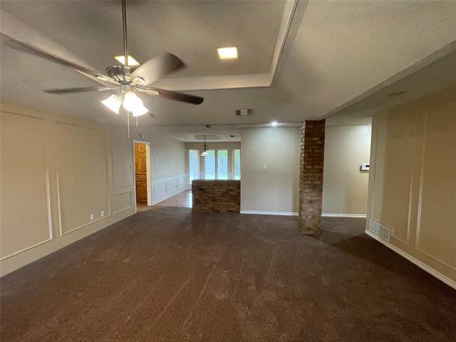 Foto del edificio - 407 Hillcroft Cir
