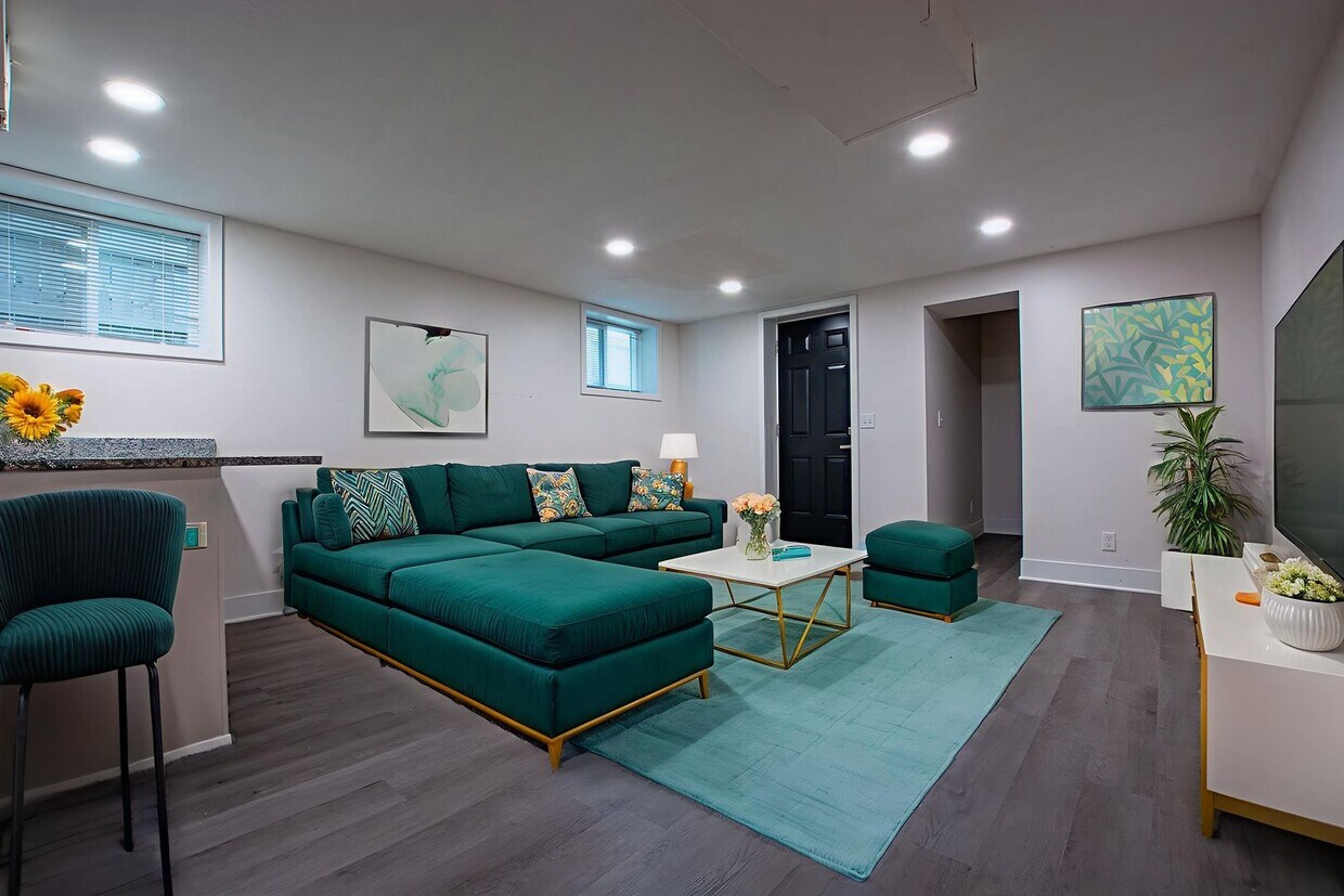 Foto principal - 116-118 N 32nd Avenue