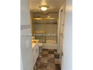 Foto del edificio - 3615 NE 167th St