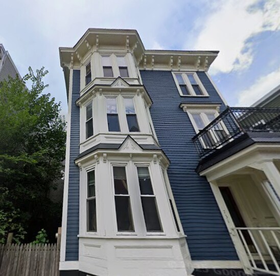 Foto del edificio - 731 Parker St