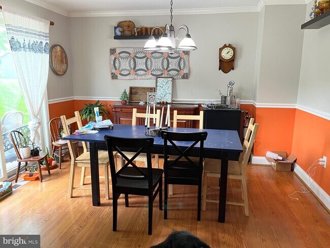 Foto del edificio - 204 Hampton Dr