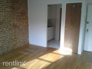 Primary Photo - 513 E 12th St