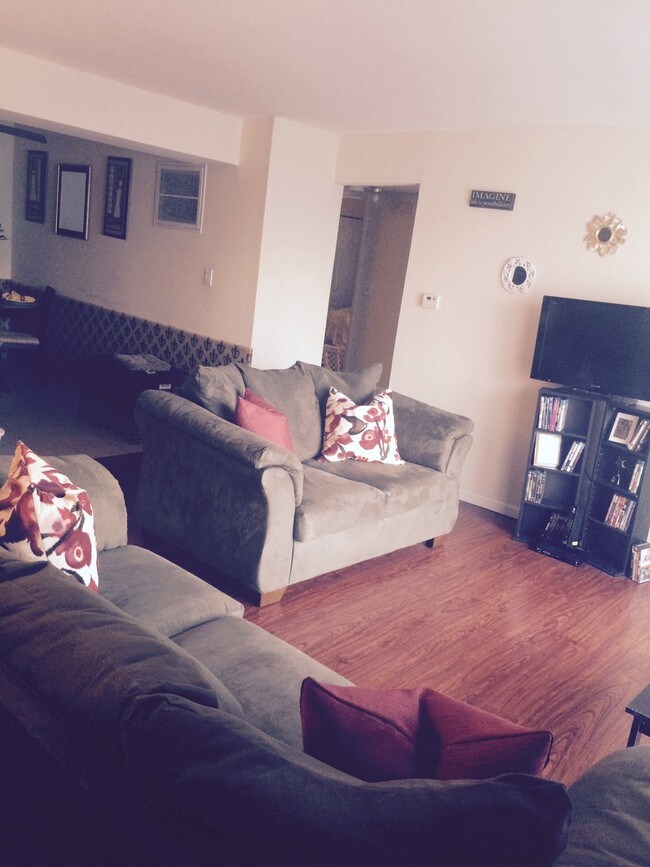 Building Photo - 7120 166th St