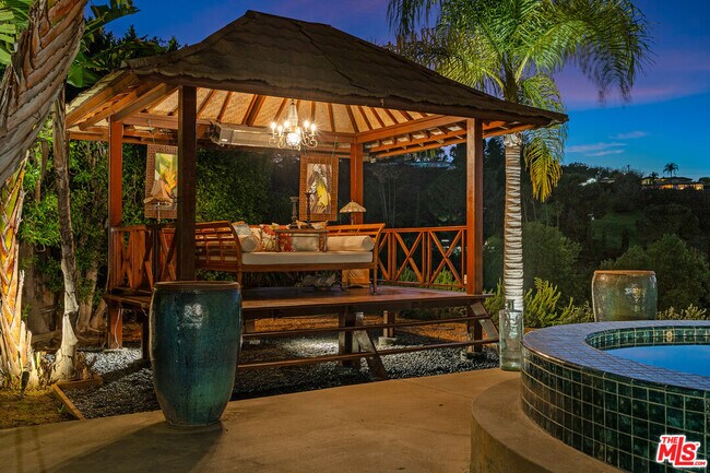 Foto del edificio - 3761 Sheridge Dr