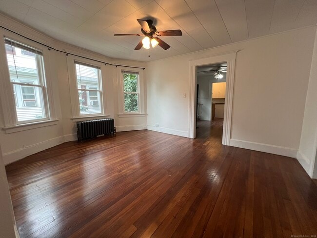 Building Photo - 334 Brightwood Ave