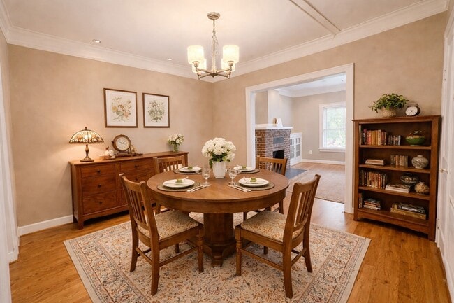 Building Photo - 1022 Fugate St