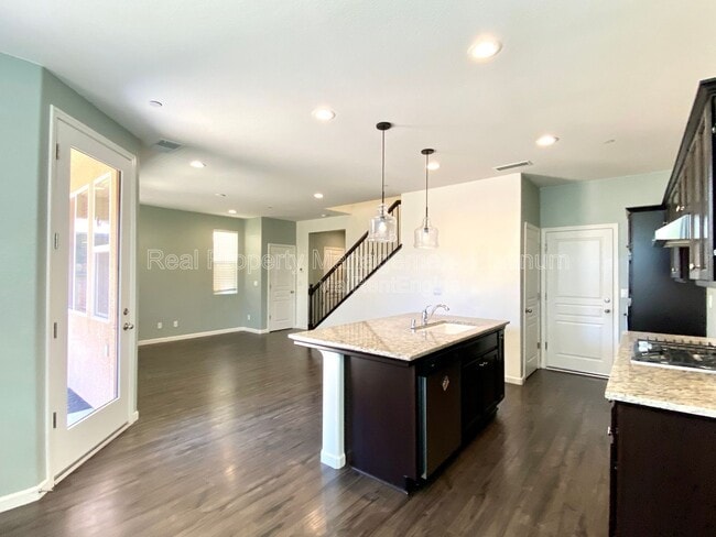 Building Photo - 2534 Mustang Dr