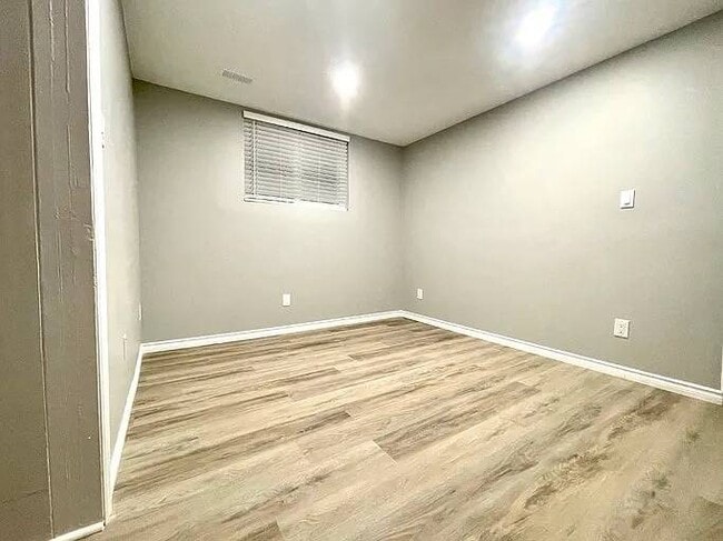 Building Photo - 380 Rittenhouse Rd