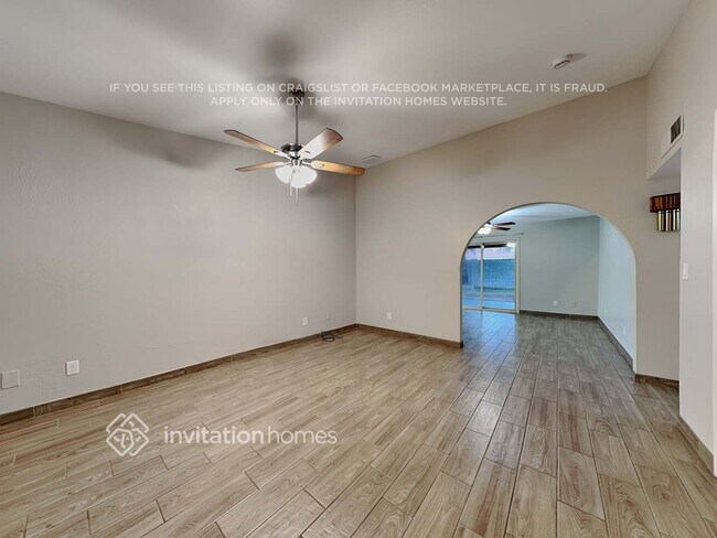 Foto del edificio - 2218 W Knox Rd